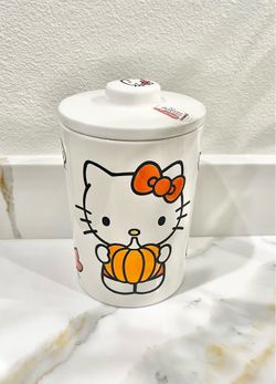 Hello Kitty canister