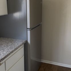 Refrigerator - NEED Gone Today