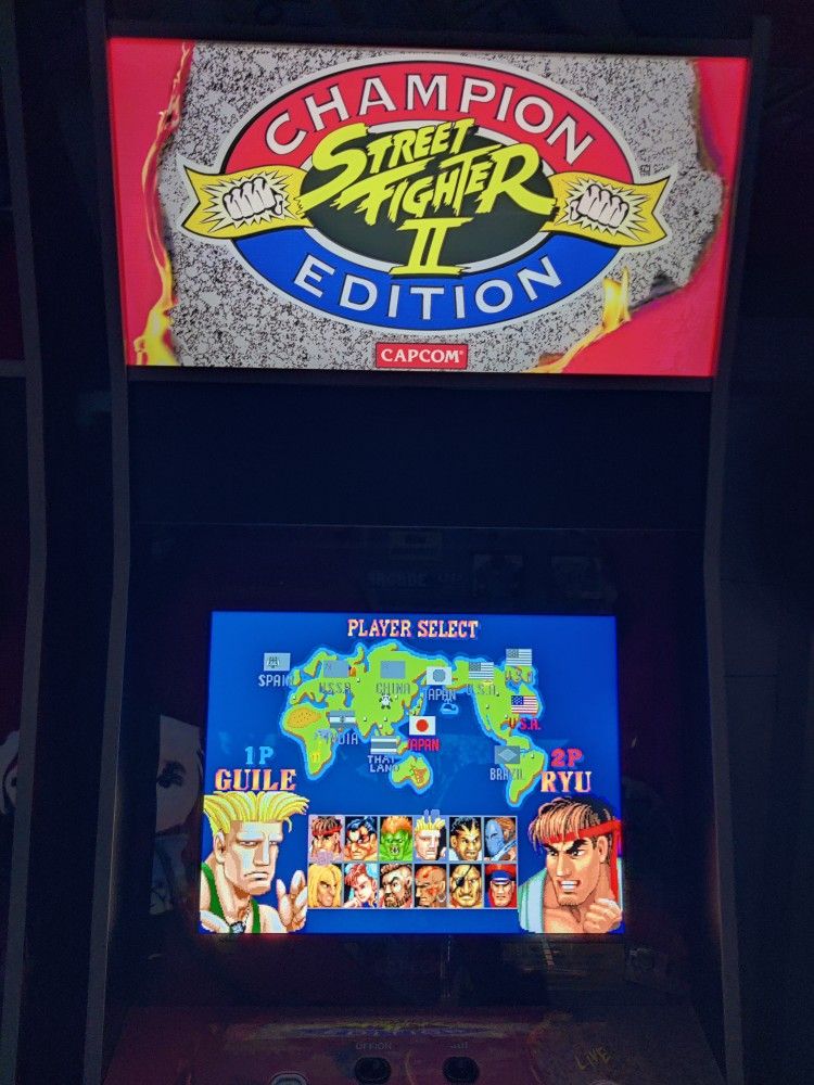 STREET FIGHTER II CHAMPION EDITION WITH 14 GAMES - ARCADE CONSOLE