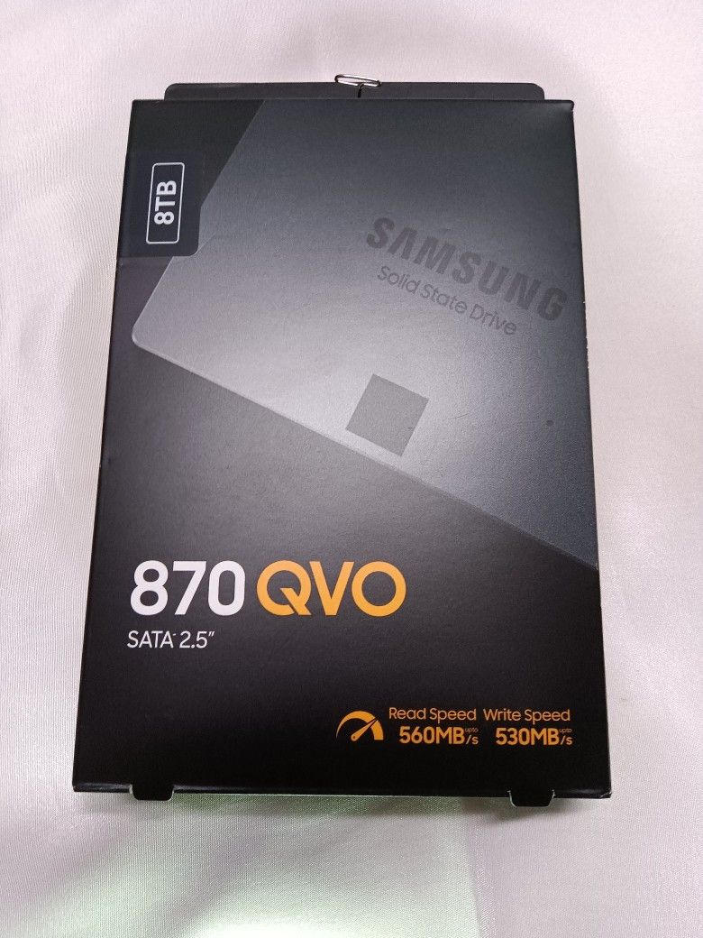 Hard Drives Samsung SSD SATA 2.5" $580