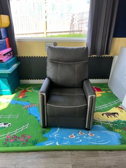 Recliner chair