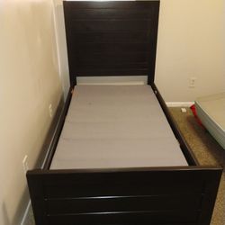 Bedframe 