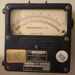VINTAGE MULTIMETER 1940's WESTON 
MILLIAMPERES A.C