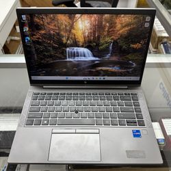 HP ZBook Firefly 14 inch G8 laptop core i5 11th gen 16GB RAM 256GB SSD