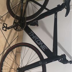 Throne Track Lord (LOOKING FOR TRADES)!!!