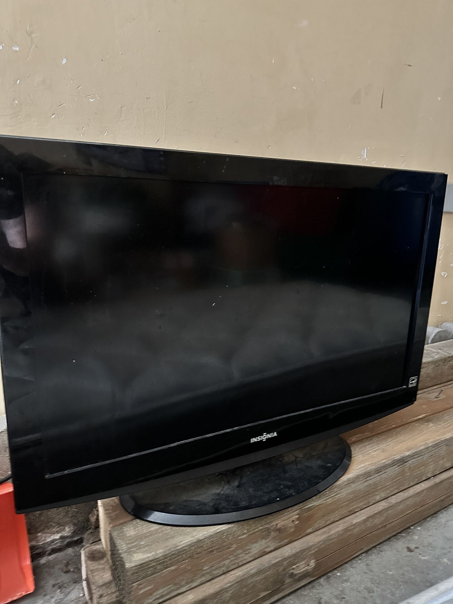 Insignia TV