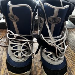 Snow Boots