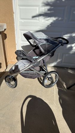 Baby trend jogger stroller, hardly used, at grandmas house
