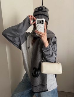 C hat