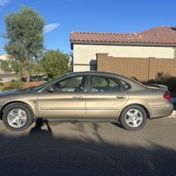2002 Ford Taurus