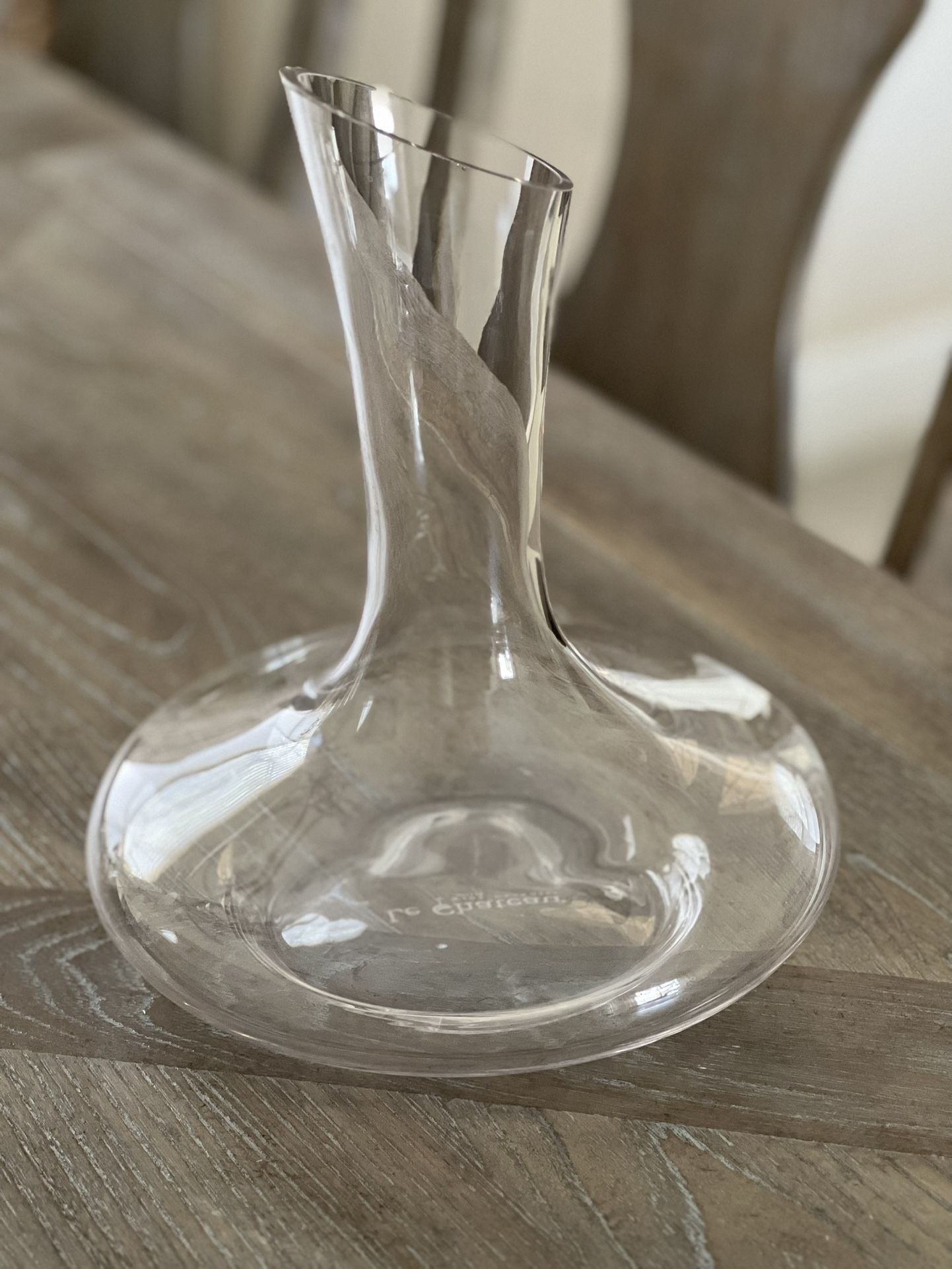 Crystal Le Chateau Wine Decanter Like New