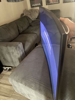 Large Samsung 50”+ Curved Flat Screen TV