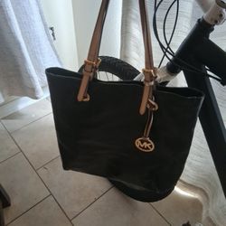 Michael Kors Tote 