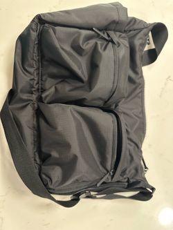Uniqlo Multi Pocket Shoulder Bag