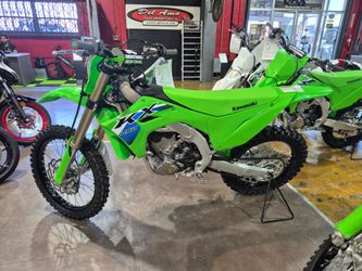 🔥🔥 MANAGER'S SPECIAL — BRAND NEW 2026 KAWASAKI KX250 🔥🔥