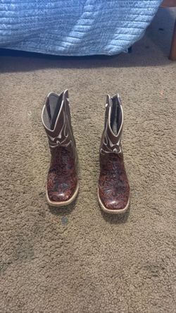 Boys cowboy boots for kids size 3 1/2