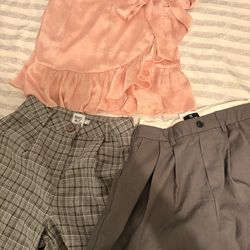 Women’s bottoms , skirts & shorts (small size )