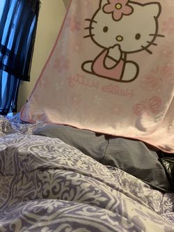 Brand new Handmade Kids Blankets Flannel hello kitty Size : 100 *140cm $25 or best offer