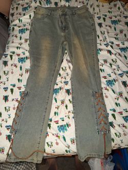 Women size 9 flare pants