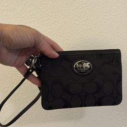 Coach Wristlet Wallet Black