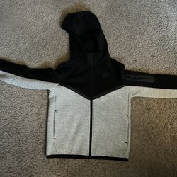 Nike Tech Fleece Kids Grey And Black/Size Medium (No Bottom Pants) (No Shipping)
