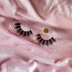 Lashes