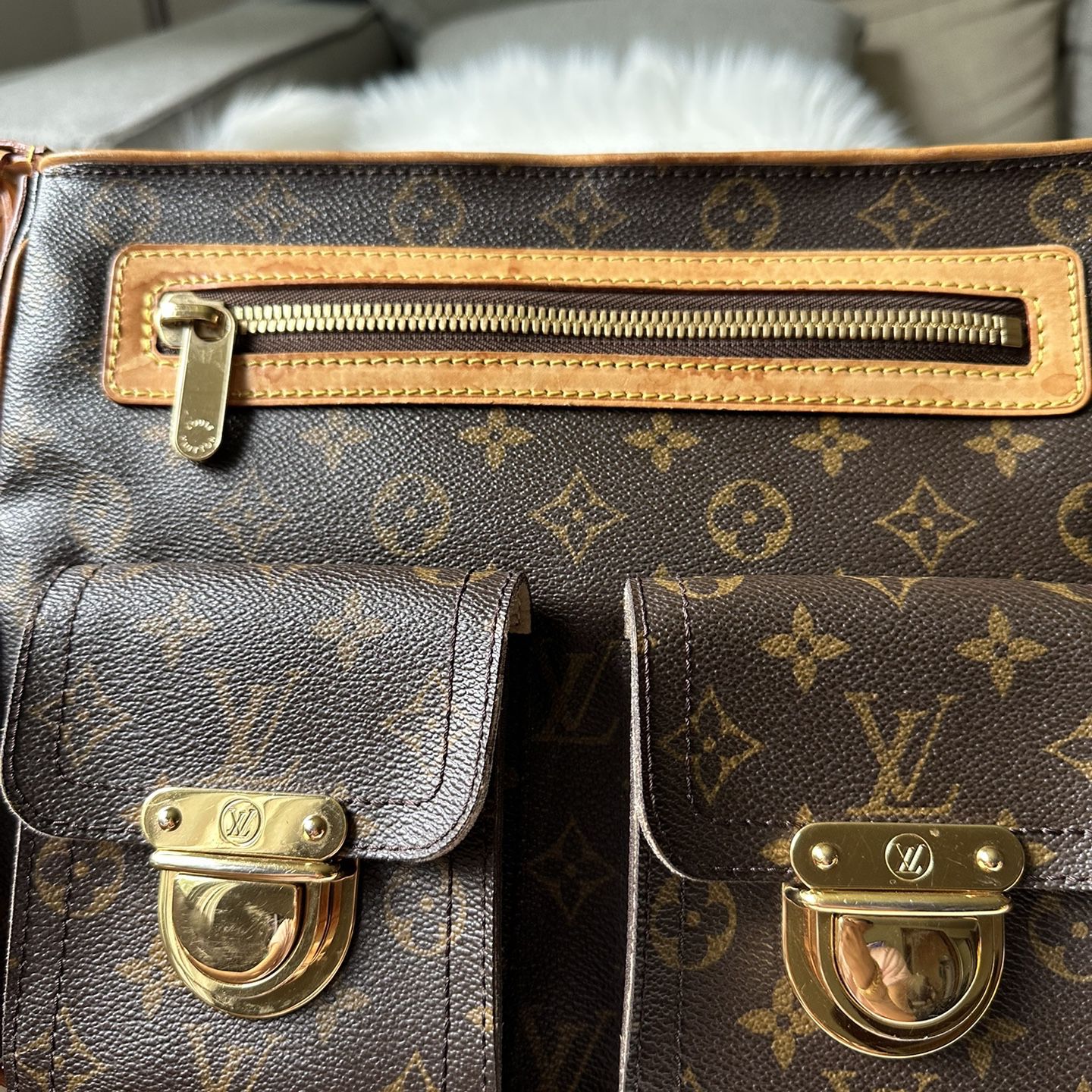 Louis Vuitton Vintage - Monogram Hudson GM Bag - Brown - Monogram