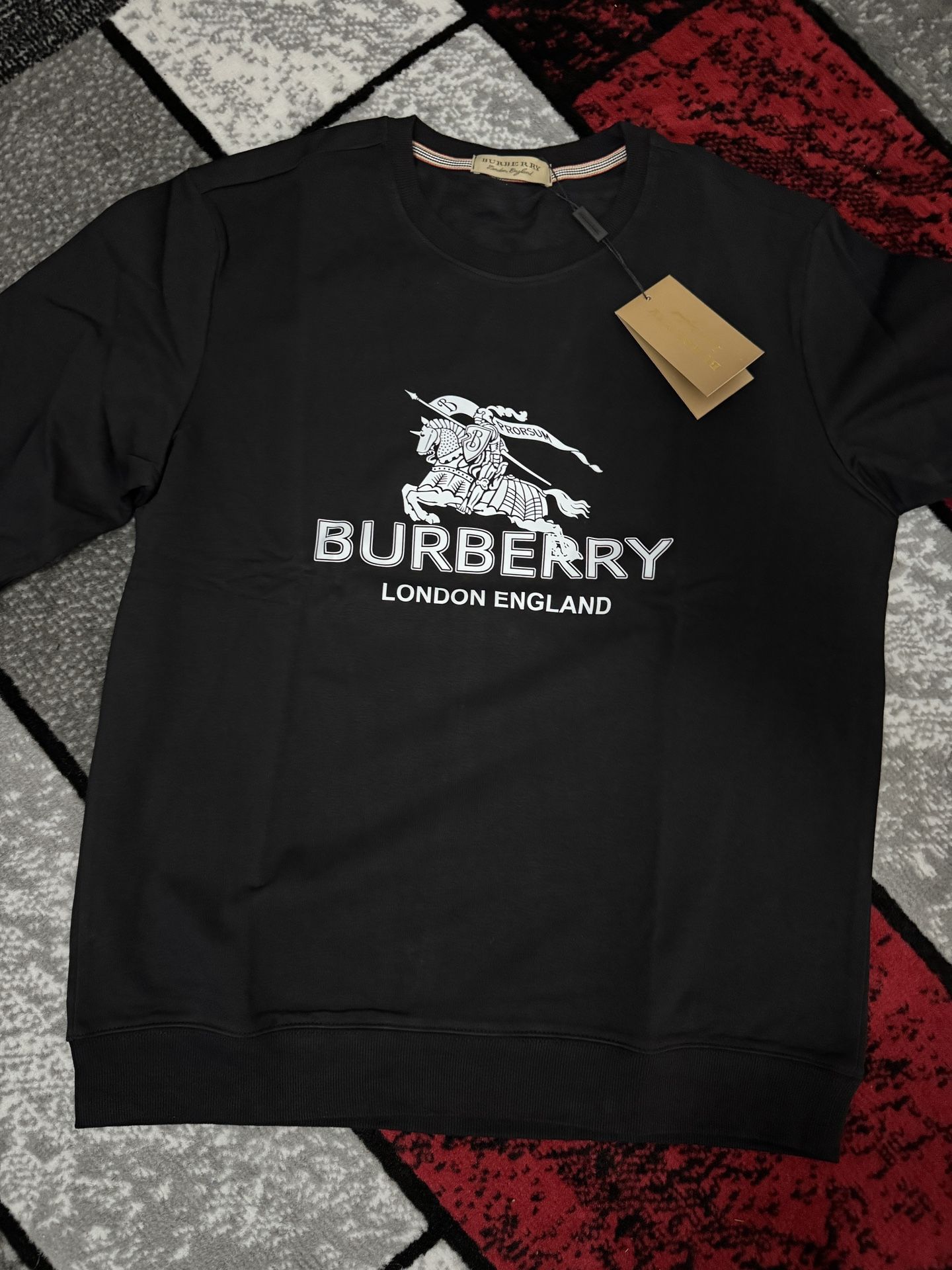 Burberry Sweatshirt Medium 