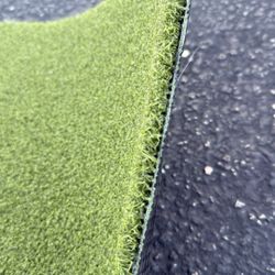Artificial turf - Golf Green Quality - 10’x11’