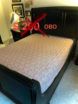 QUEEN BED FRAME