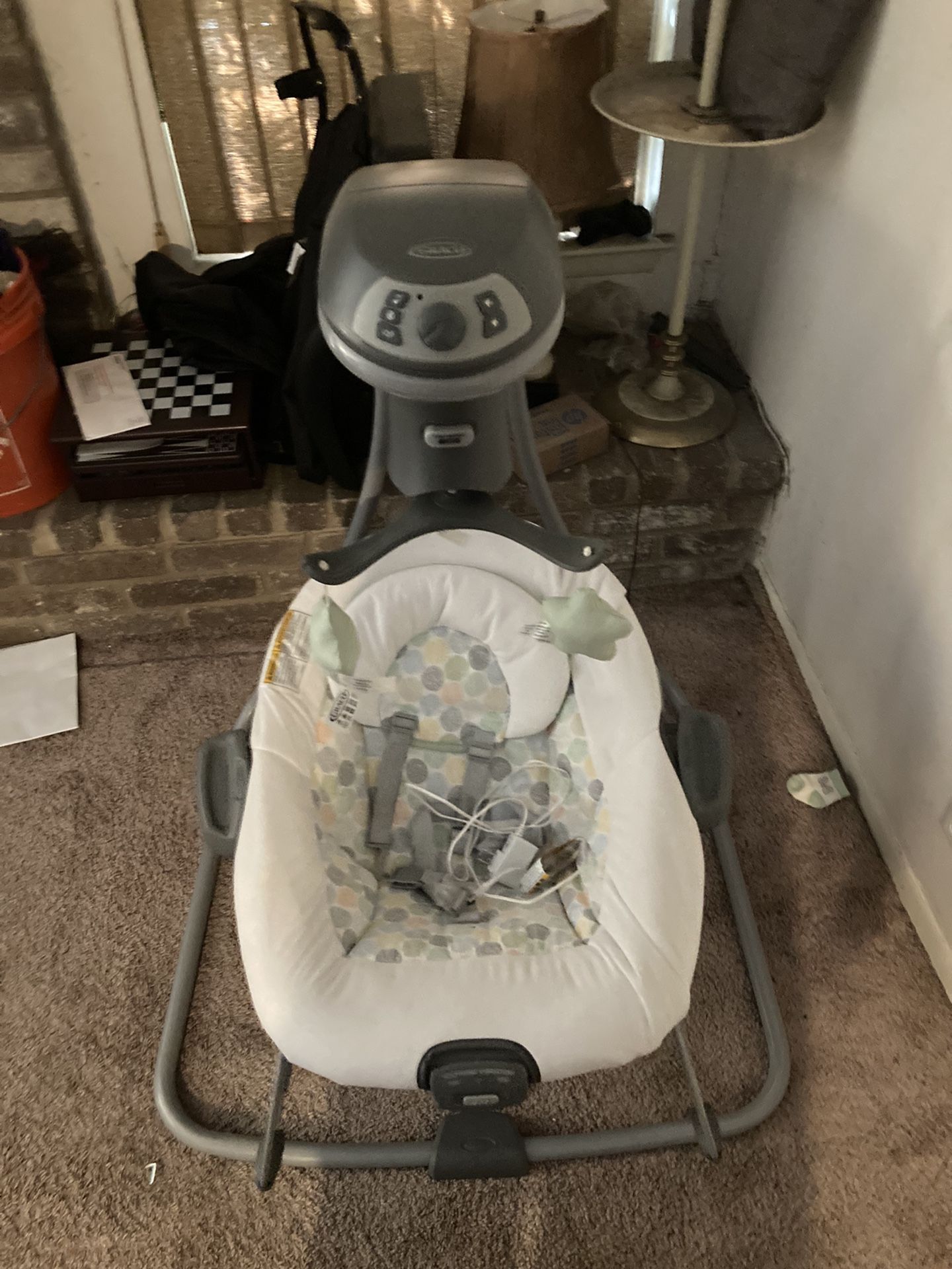 Graco Baby Swing With Detachable Seat