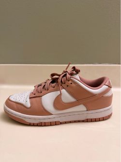 Nike dunk low, Rose whisper size 7