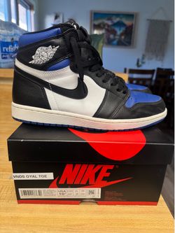 Air Jordan 1 Retro High Royal Toe