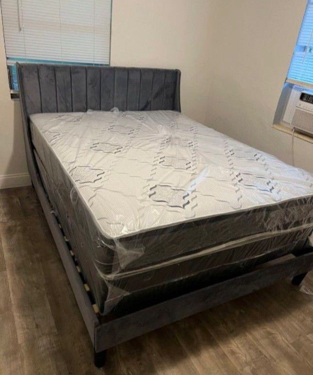 NEW MATTRESS FULL SIZE WITH BOX SPRING