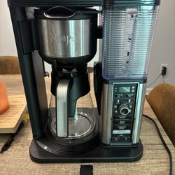 Ninja Coffee Maker 10.00 OBO