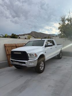 2017 Ram 2500 Laramie mega cab