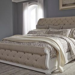 King Upholstered Sleigh Bed