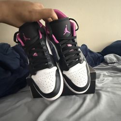 Air Jordan 1 Lows 