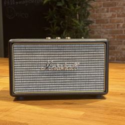 Marshall Acton Bluetooth Speaker Black Very Good  Used couple of times, has been sitting since then. Just tested, it works perfectly. 