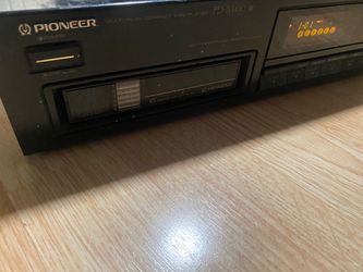 Pioneer PD-M410 CD Player made in Japan-parts or repair