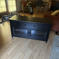 Tv stand 