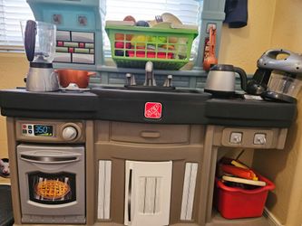 STEP 2 toy kitchen + more
