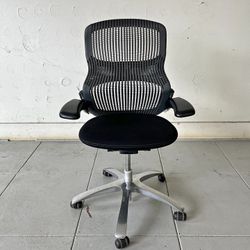 Knoll Generation Ergonomic Task Chairs 