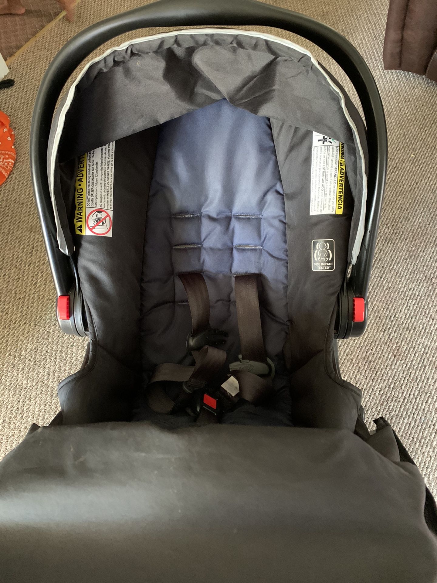 Neutral Car Seat/stroller 