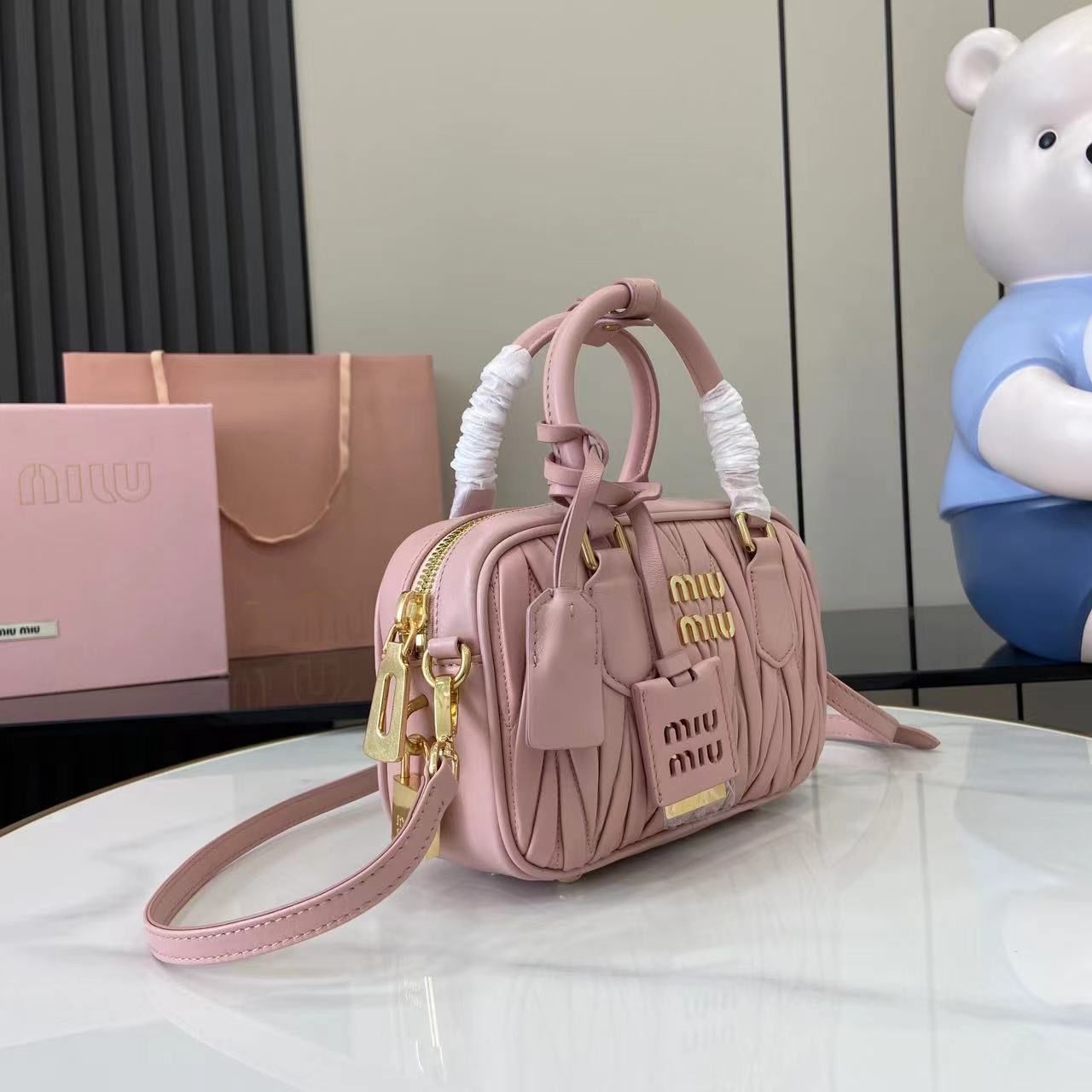 Bowling handbag crossbody bag