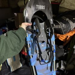 30” Tubbs Snowshoes 