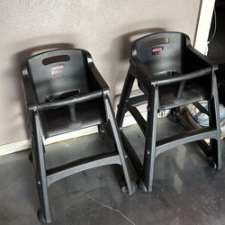 2 high chairs Rubbermaid