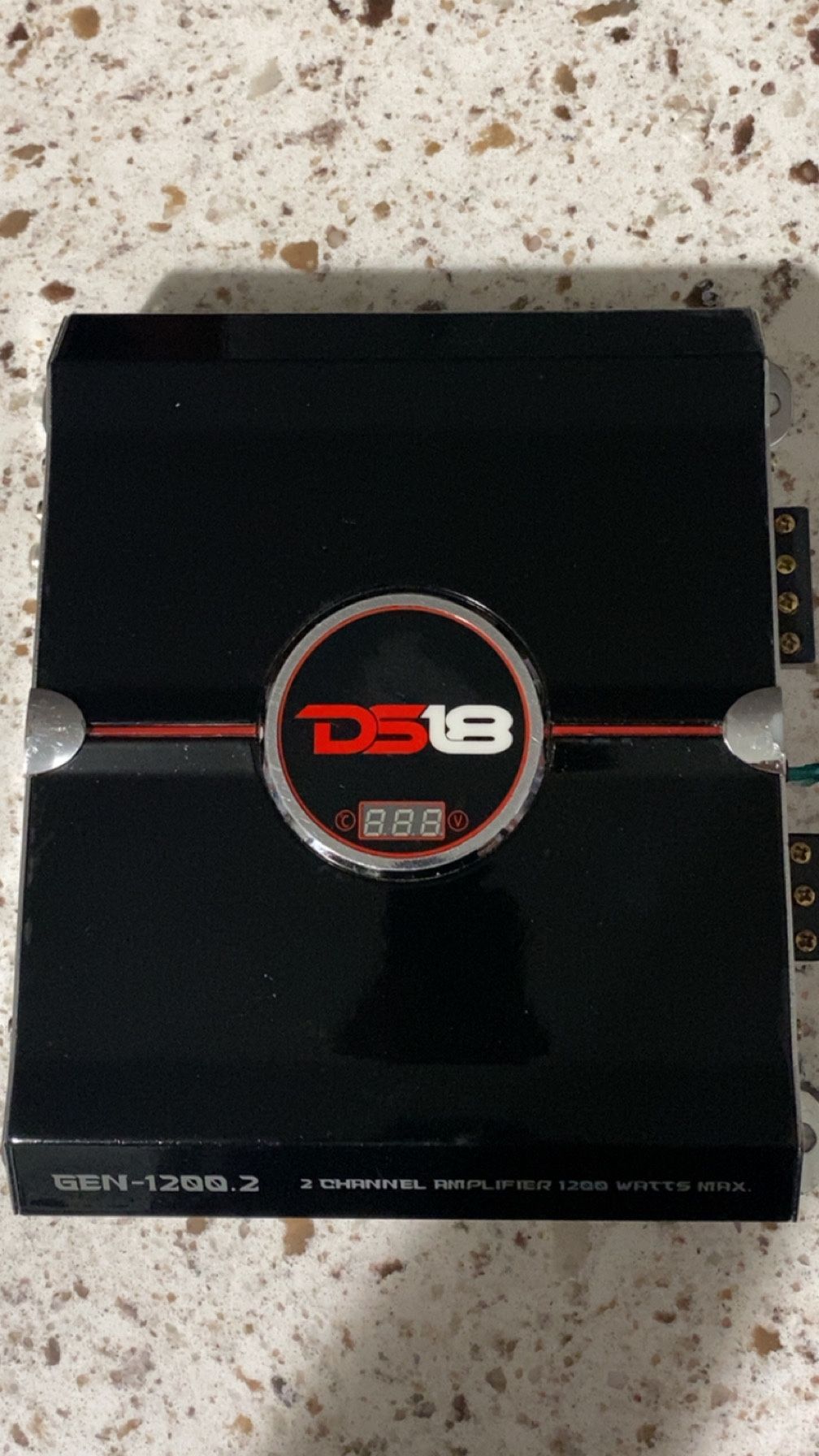 DS18 AMPLIFIER
