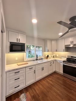 Kitchen Lights And Outlets