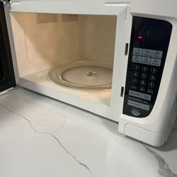 Microwave  Good  condition